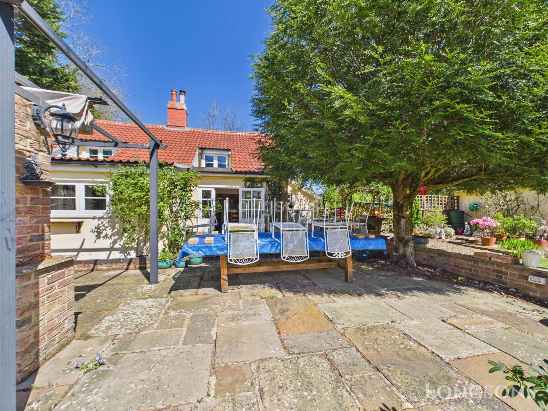 Carbrooke Road, Ovington, Image 19