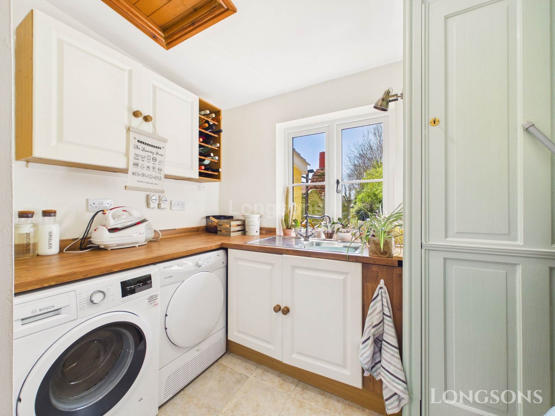 Carbrooke Road, Ovington, Image 8