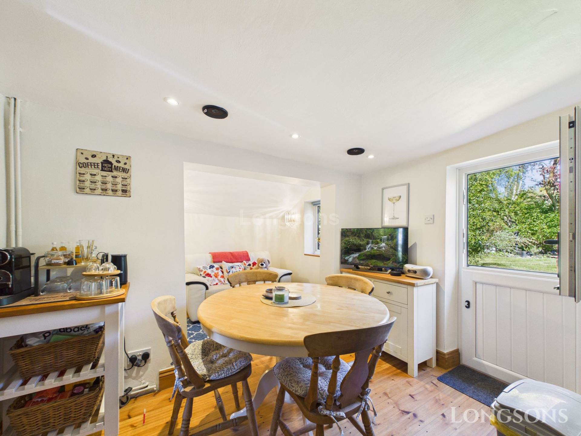 Carbrooke Road, Ovington, Image 9