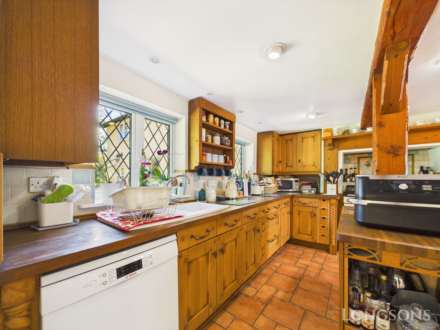 Carbrooke Road, Ovington, Image 5