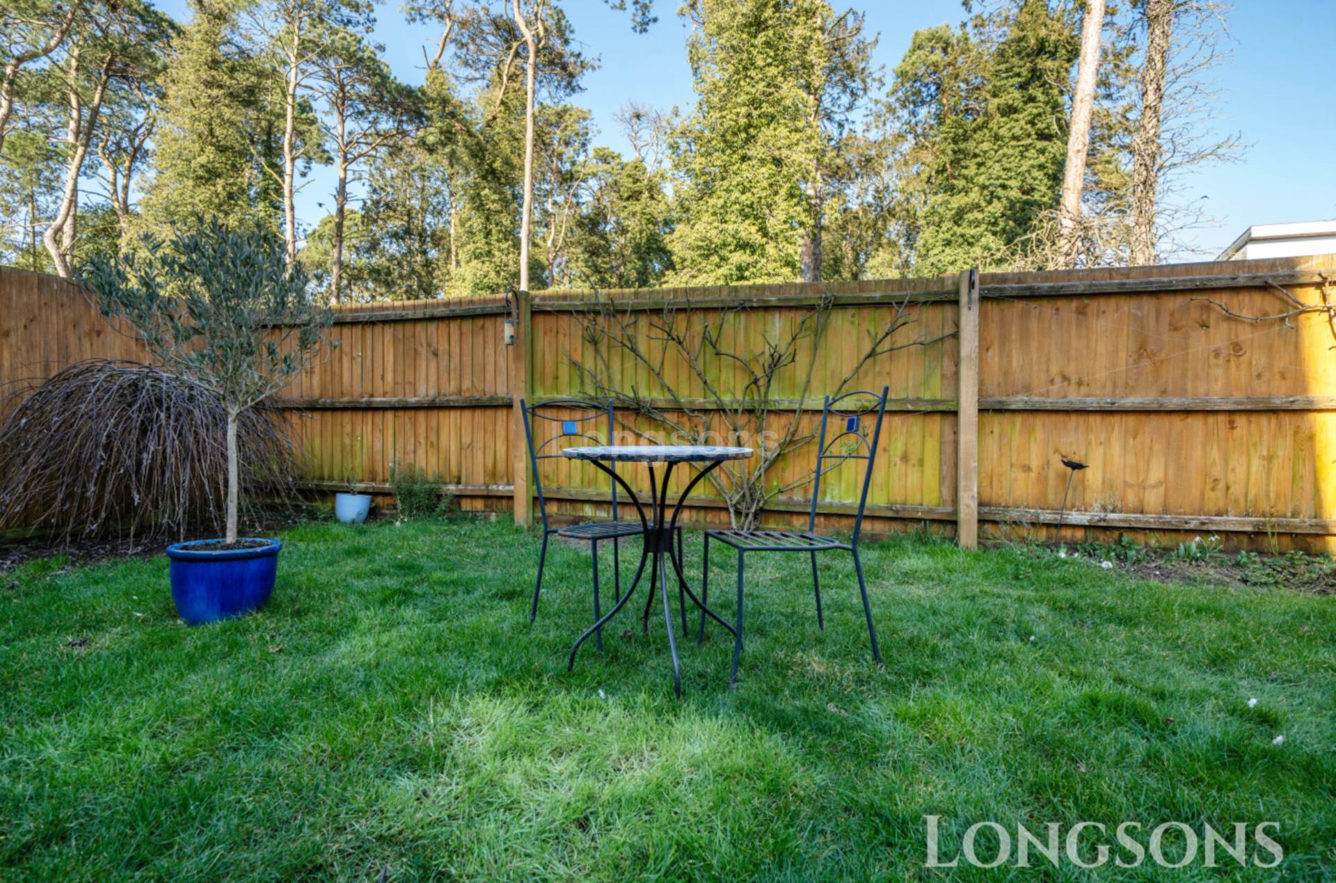 Spitfire Drive, Carbrooke, Image 16