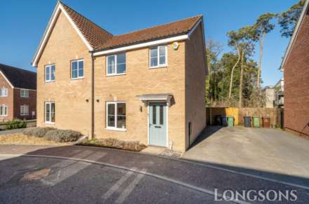 3 Bedroom Semi-Detached, Spitfire Drive, Carbrooke