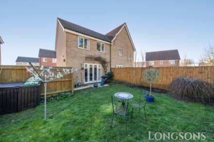 Spitfire Drive, Carbrooke, Image 15