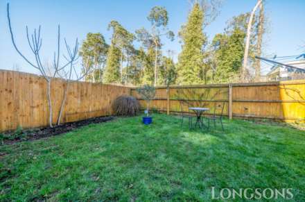 Spitfire Drive, Carbrooke, Image 17