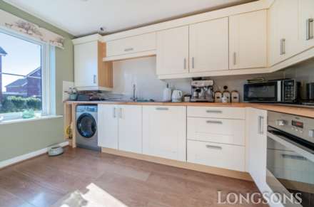 Spitfire Drive, Carbrooke, Image 4