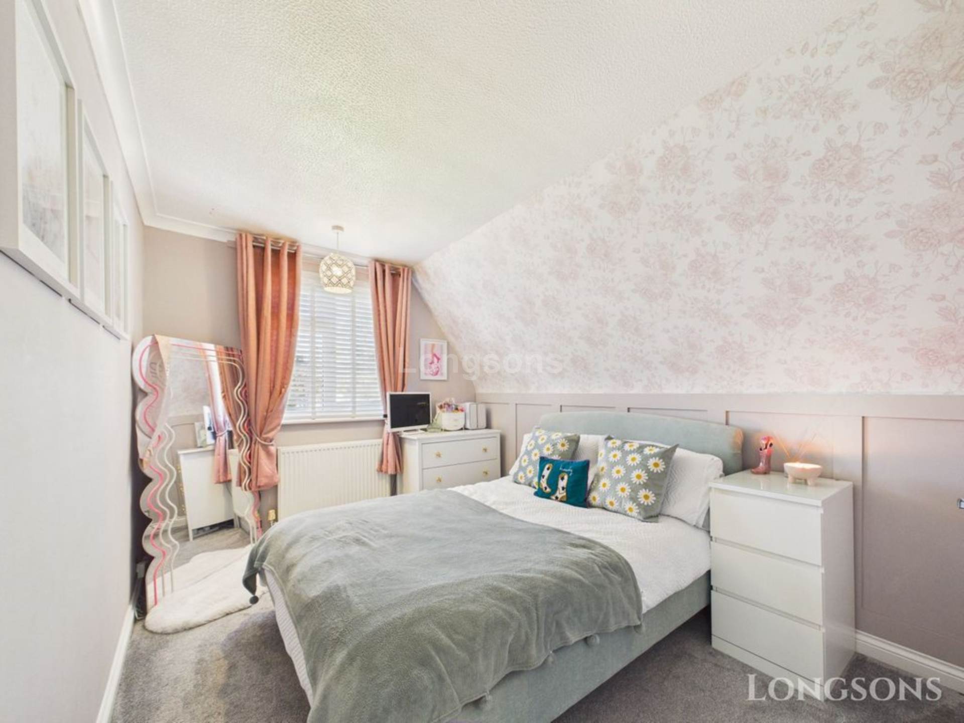 Hills Road, Saham Toney, Image 17