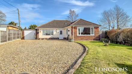 3 Bedroom Detached Bungalow, Hills Road, Saham Toney