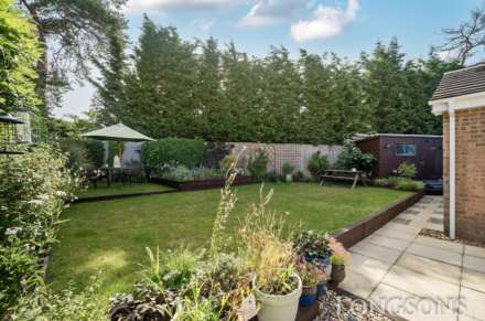 Old Vicarage Park, Narborough, Image 12