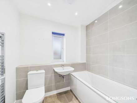 Harvest Road, Watton, Image 10