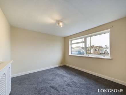 Priory Close, Sporle, Image 4