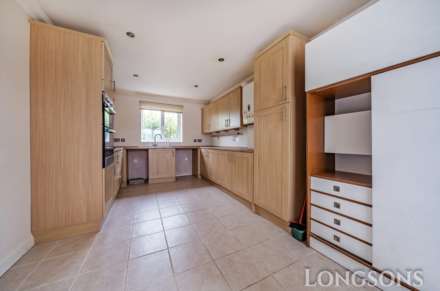 Acacia Avenue, Ashill, Image 12