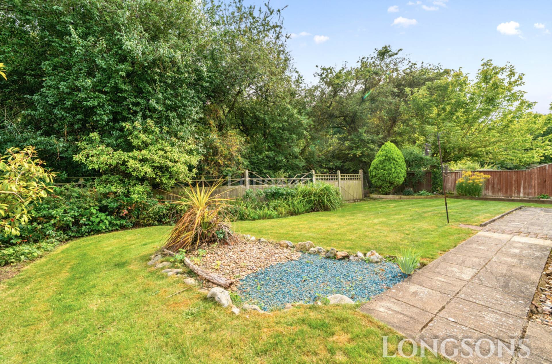 Amys Close, Saham Toney, Image 12