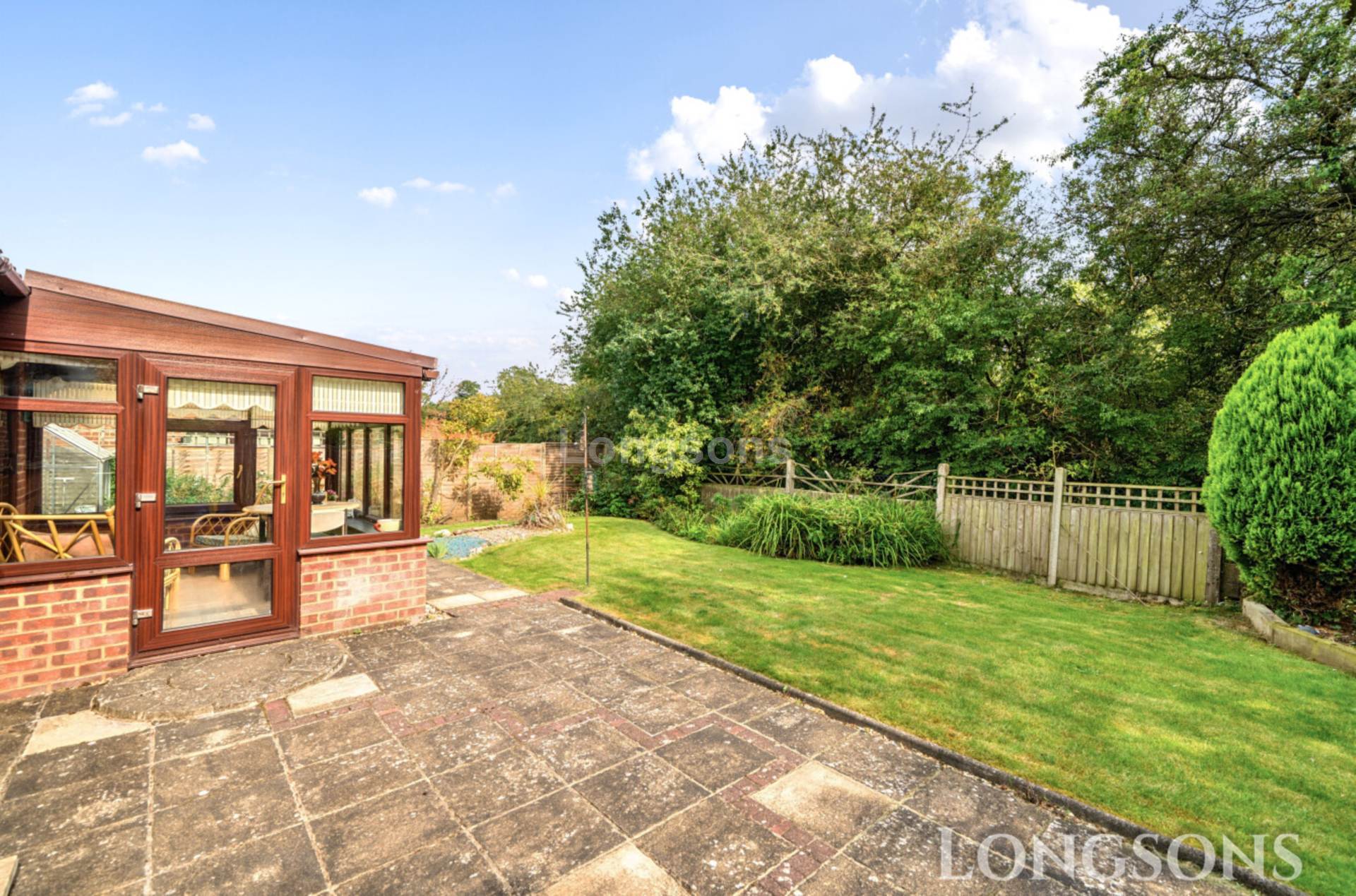 Amys Close, Saham Toney, Image 13