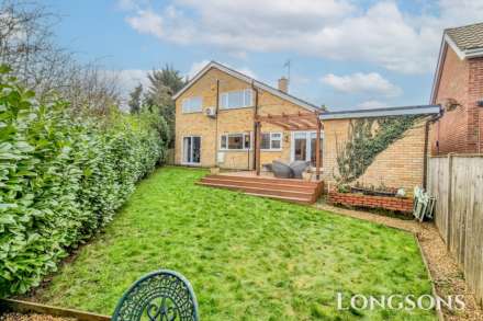 Longfields, Swaffham, Image 18