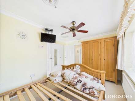 Oaks Drive, Swaffham, Image 9