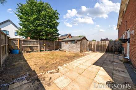 Akoriti Square, Watton, Image 13