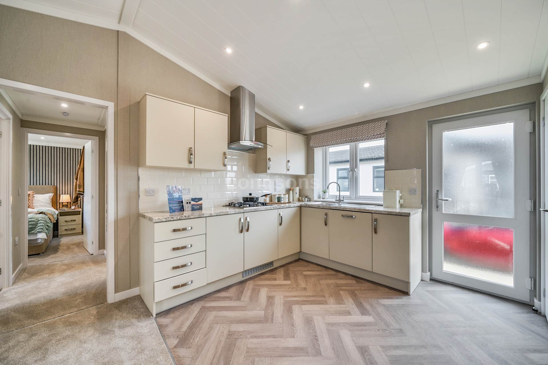 Forest Edge Court, Great Hockham, Image 2