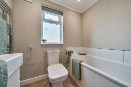 Forest Edge Court, Great Hockham, Image 13