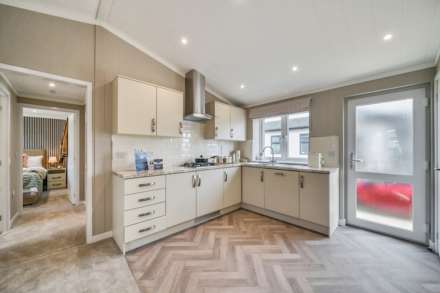 Forest Edge Court, Great Hockham, Image 2