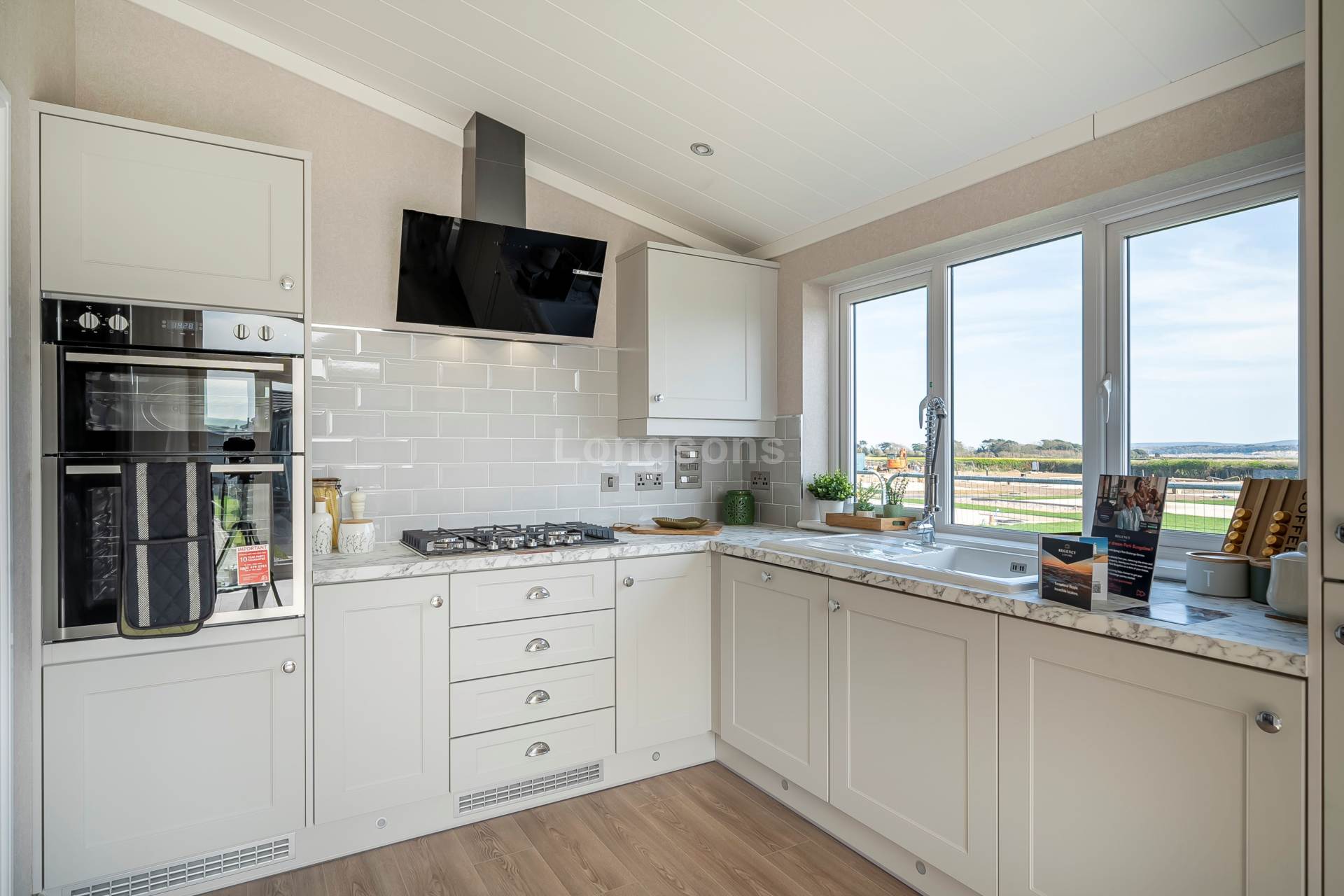 Forest Edge Court, Great Hockham, Image 2