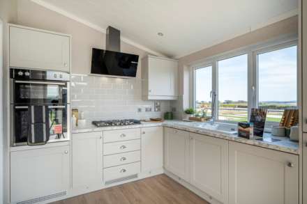 Forest Edge Court, Great Hockham, Image 2