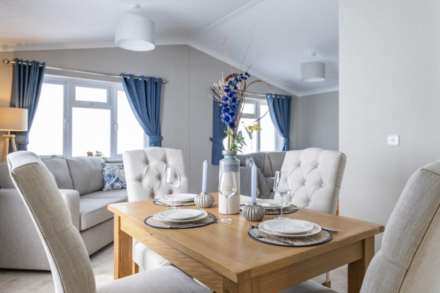 Redhill Court, Watton, Image 7
