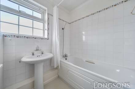 Nelson Court, Thetford, Image 13