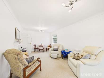 Couhe Close, Swaffham, Image 4