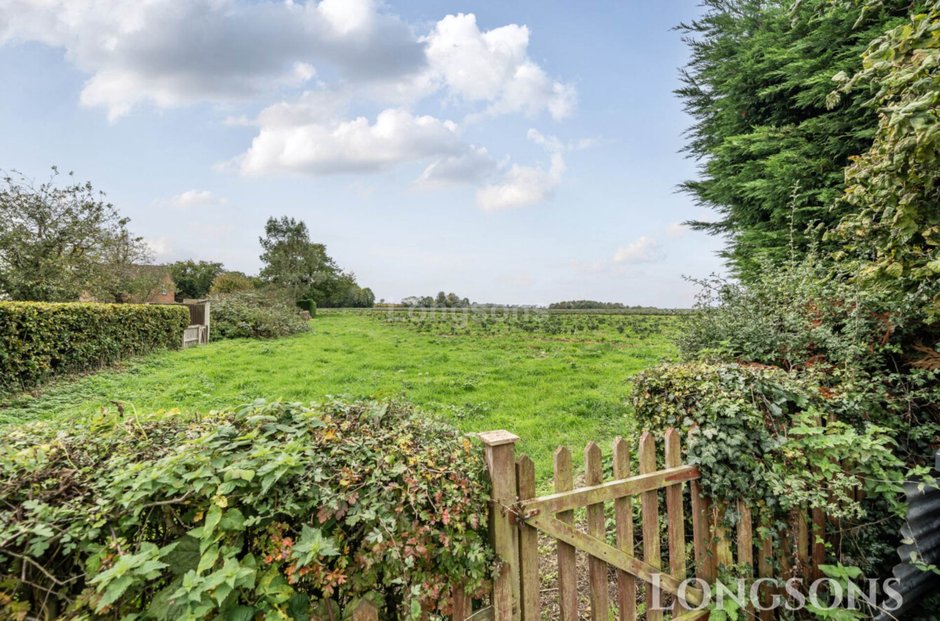 Southend, Bradenham, Image 14