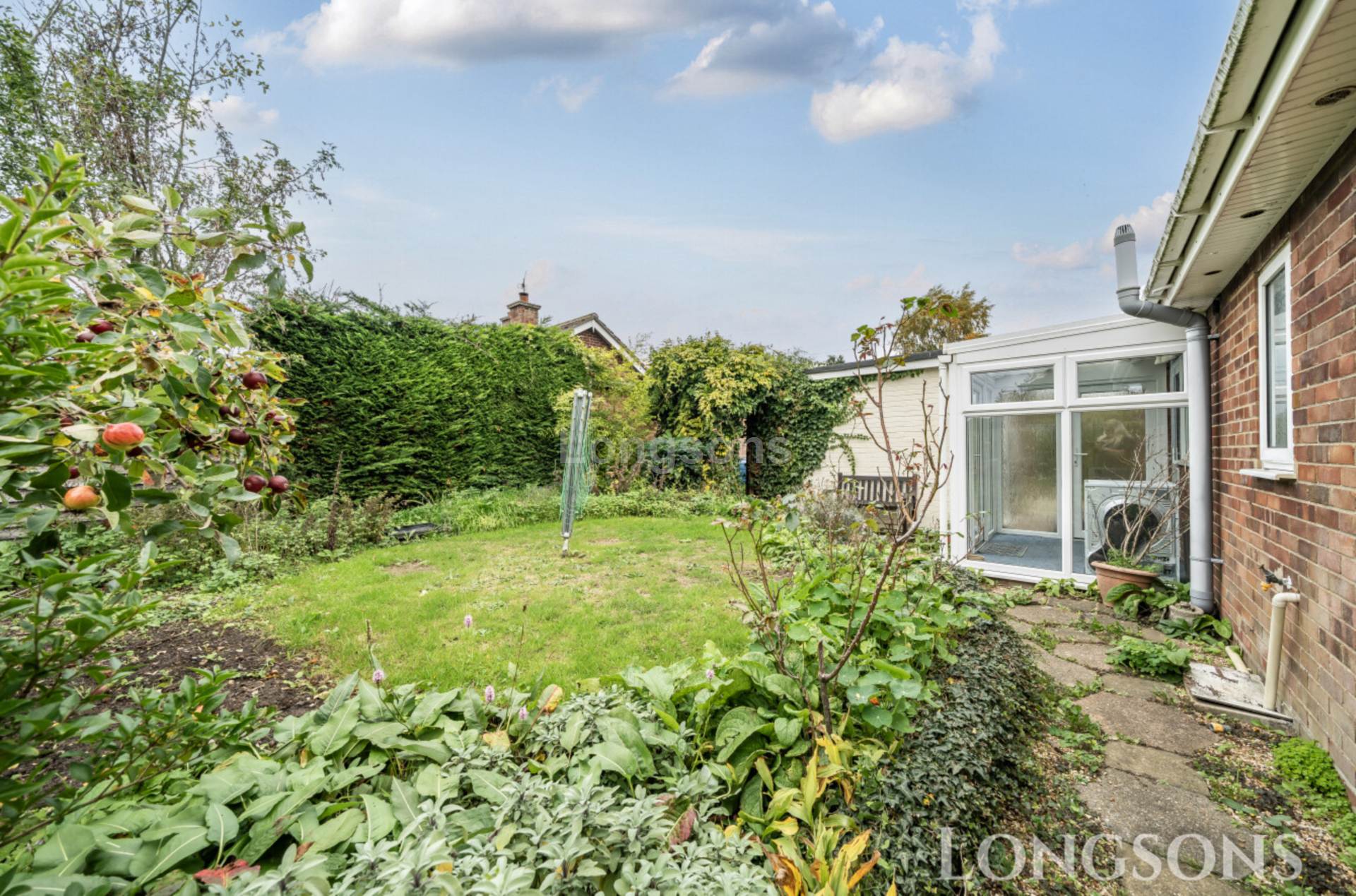 Southend, Bradenham, Image 15