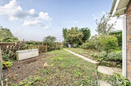 Southend, Bradenham, Image 12