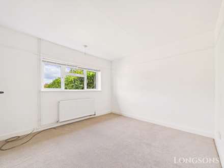 St Michaels Crescent, Great Cressingham, Image 6