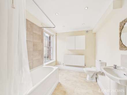 London Street, Swaffham, Image 6