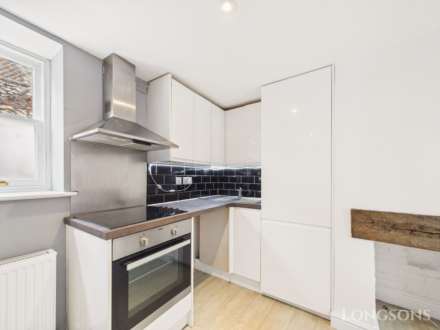 London Street, Swaffham, Image 9