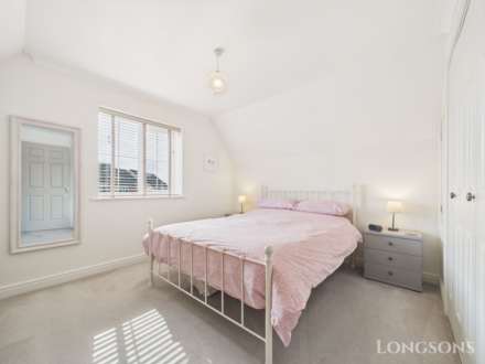 Oakleigh Drive, Swaffham, Image 16