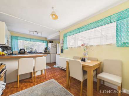Couhe Close, Swaffham, Image 10