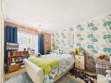 Couhe Close, Swaffham, Image 5