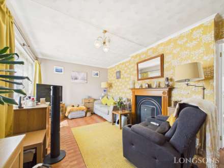 Couhe Close, Swaffham, Image 7