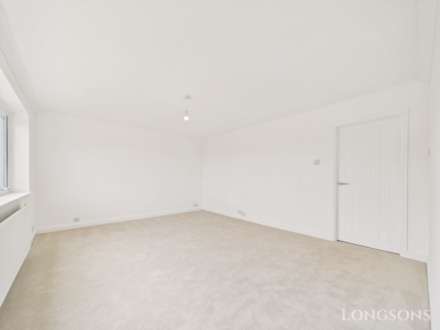 Newfields, Sporle, Image 6