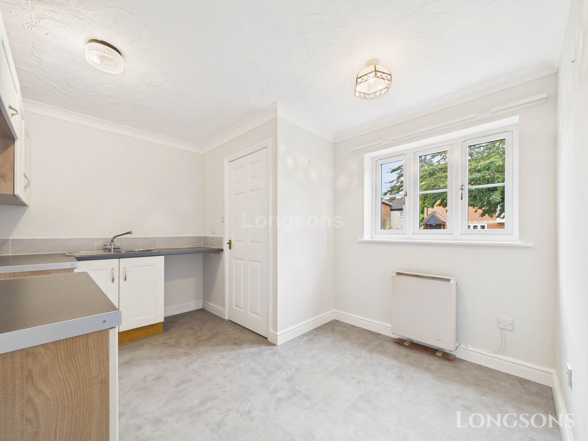 Hollywell Gardens, Swaffham, Image 5