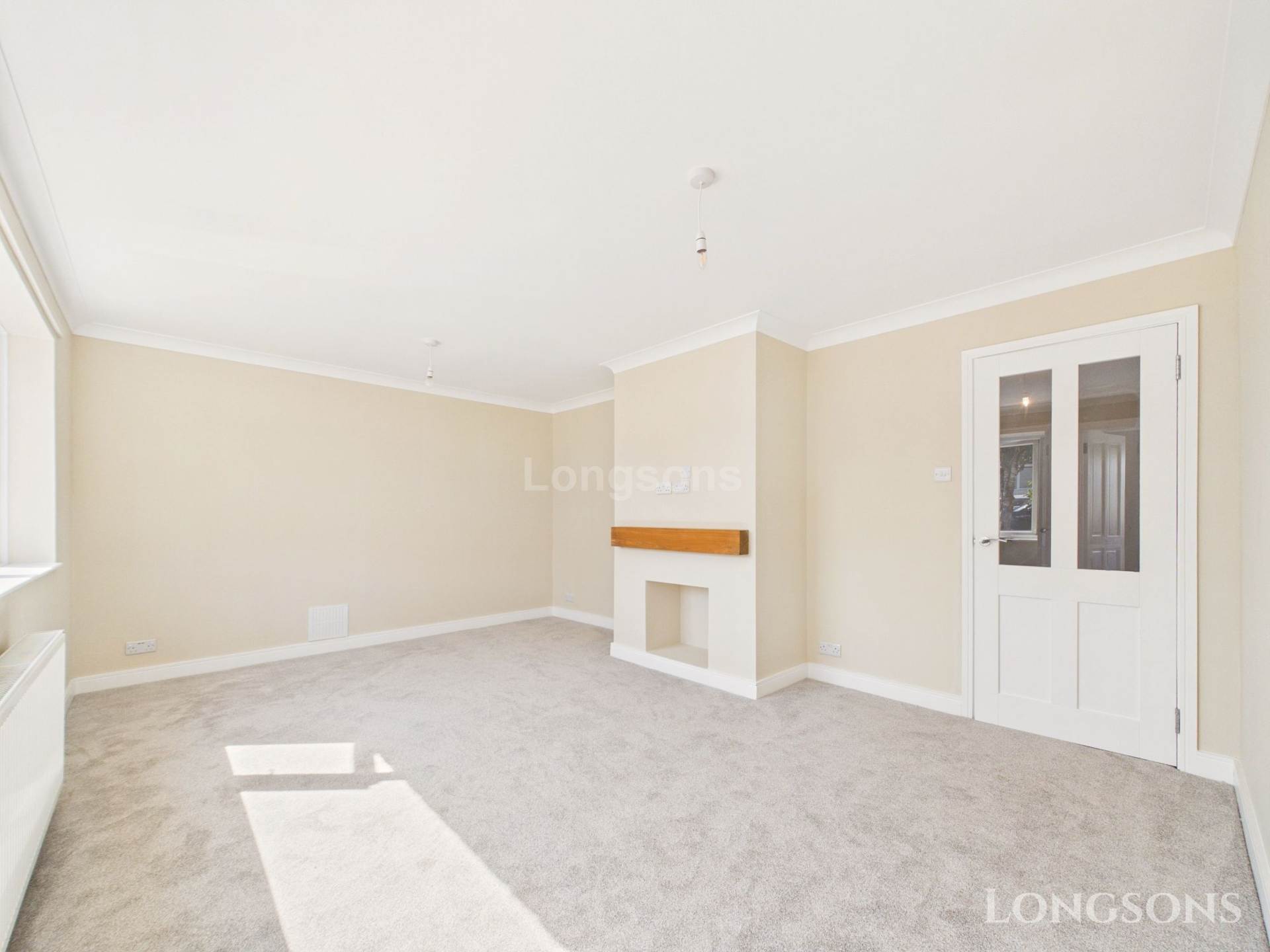 Priory Close, Sporle, Image 2