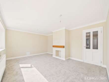 Priory Close, Sporle, Image 2