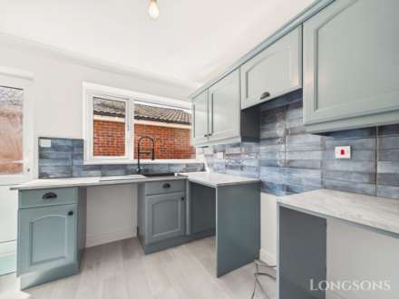 Priory Close, Sporle, Image 4