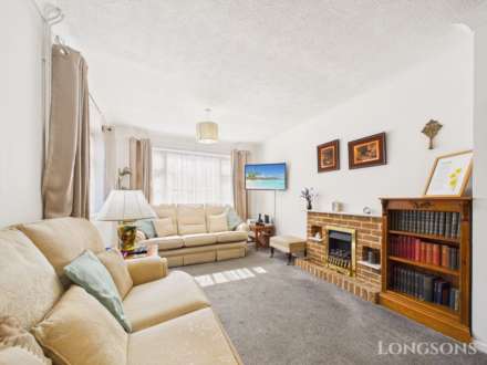 Acacia Avenue, Thetford, Image 4