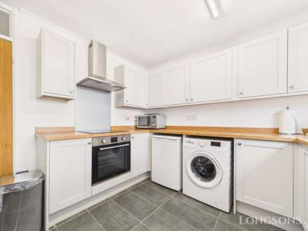 Acacia Avenue, Thetford, Image 6