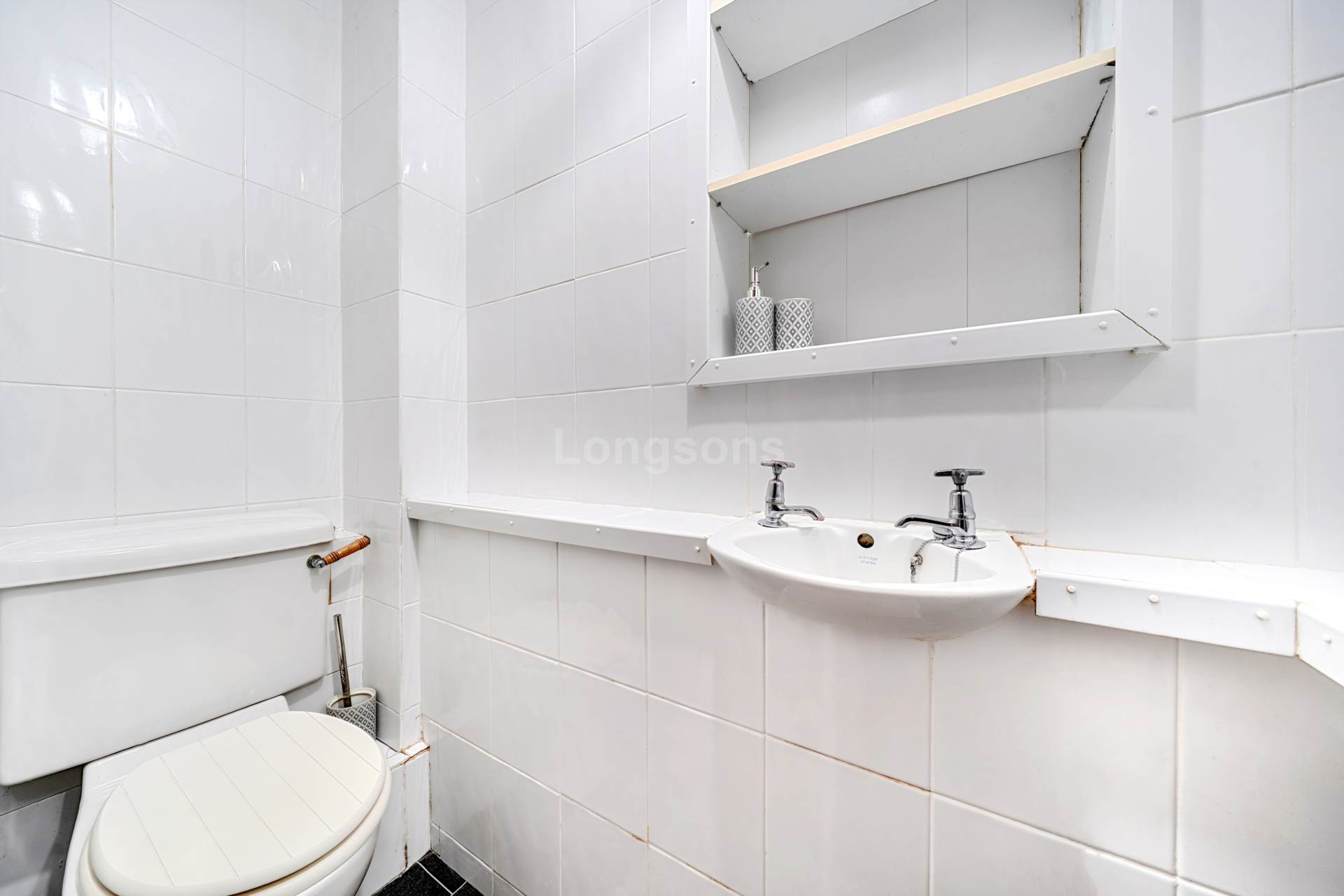 Hill's Close, Sporle, Image 8