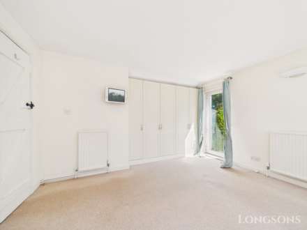 The Green, Weasenham, Image 14