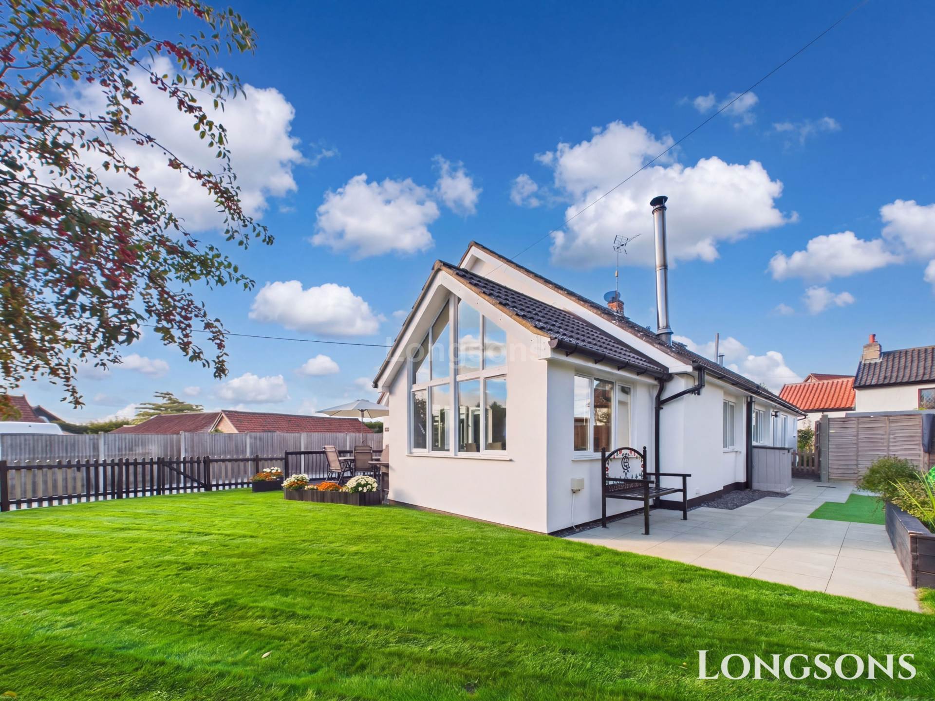 Meadow Lane, Carbrooke, Image 17