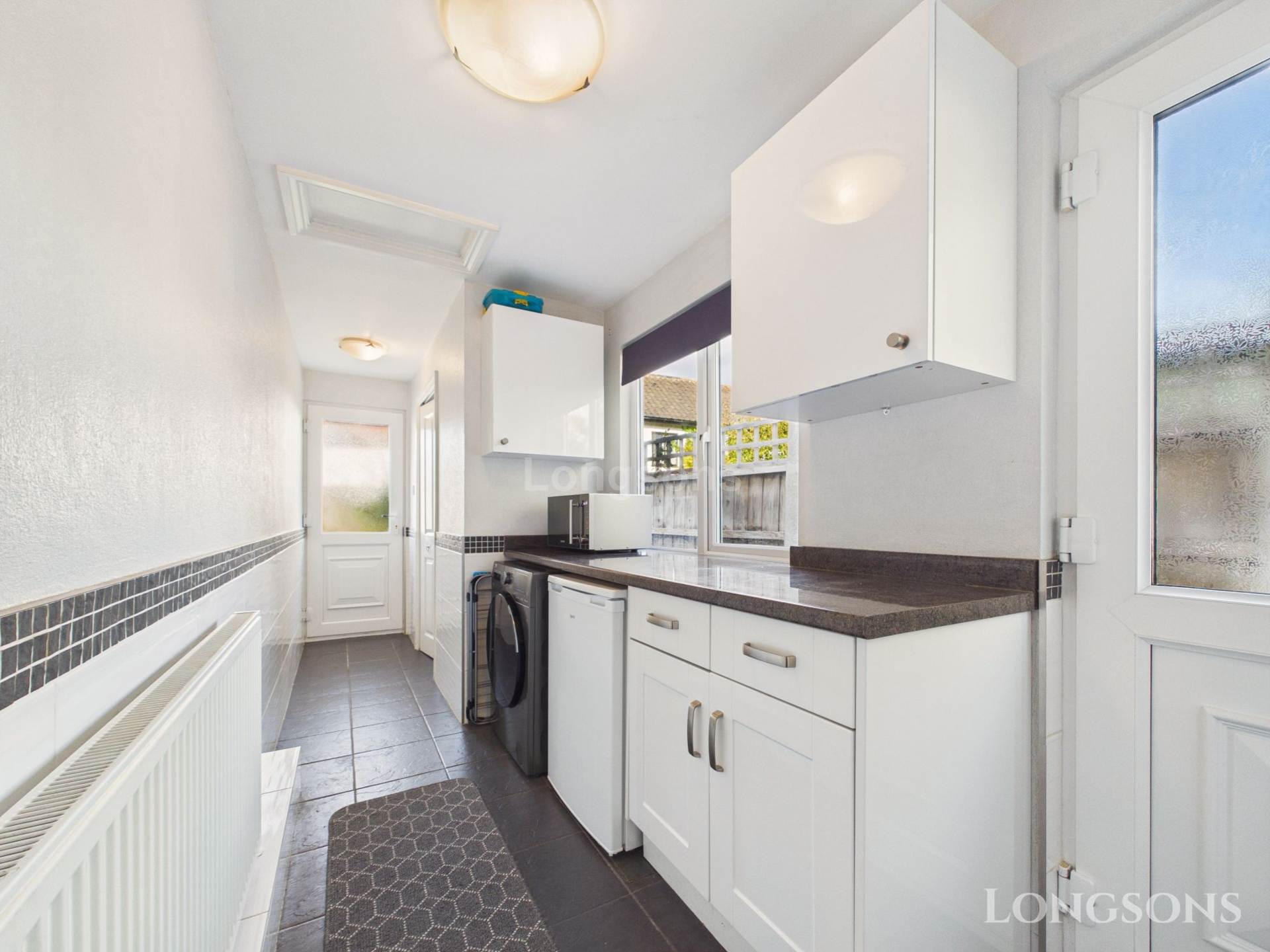 Meadow Lane, Carbrooke, Image 9
