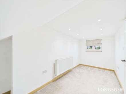 Latimer Way, North Pickenham, Image 11